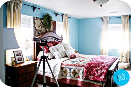 I whisked my camera off of the tripod...then left the tripod right in the way...but it was a good shot...so...there ya have it. ;)