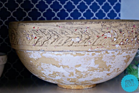 You've seen this bowl lots of times...but it's one of my treasures.  I love it's chippy personality.  It was my mother-in-law's but she gave it to me.  How precious. ;)